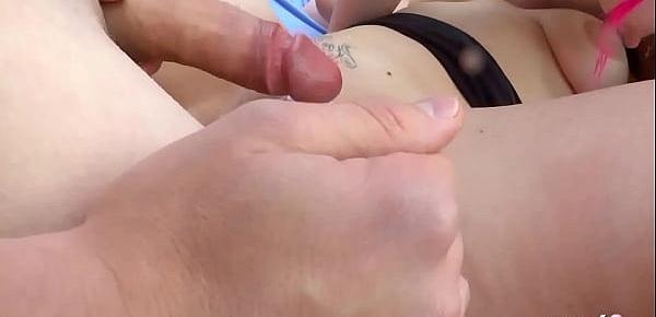 Milchtitten Punk Laura und Freundin beim Creampie Gangbang Deutsch